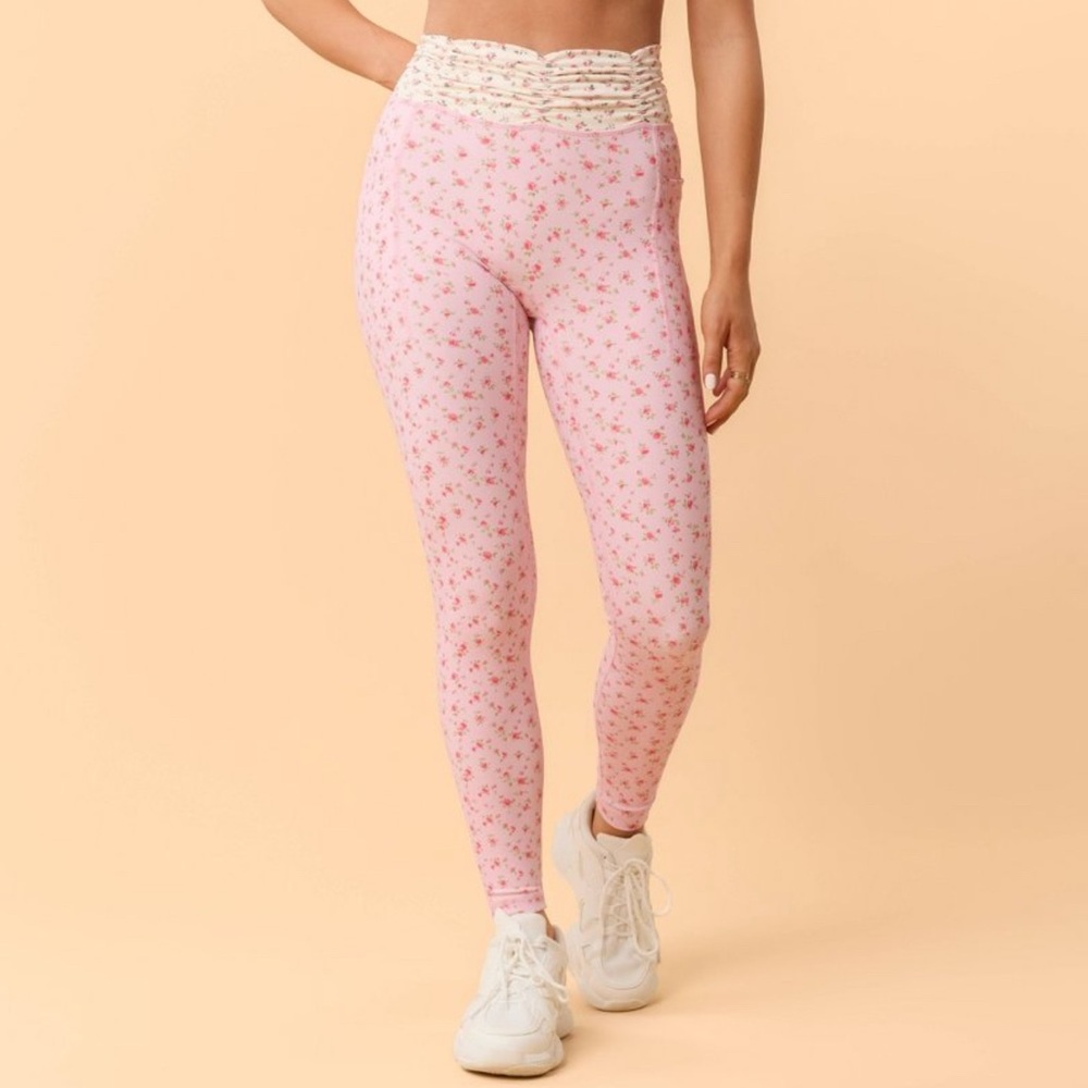 NWT Blogilates Ruched Waist Leggings